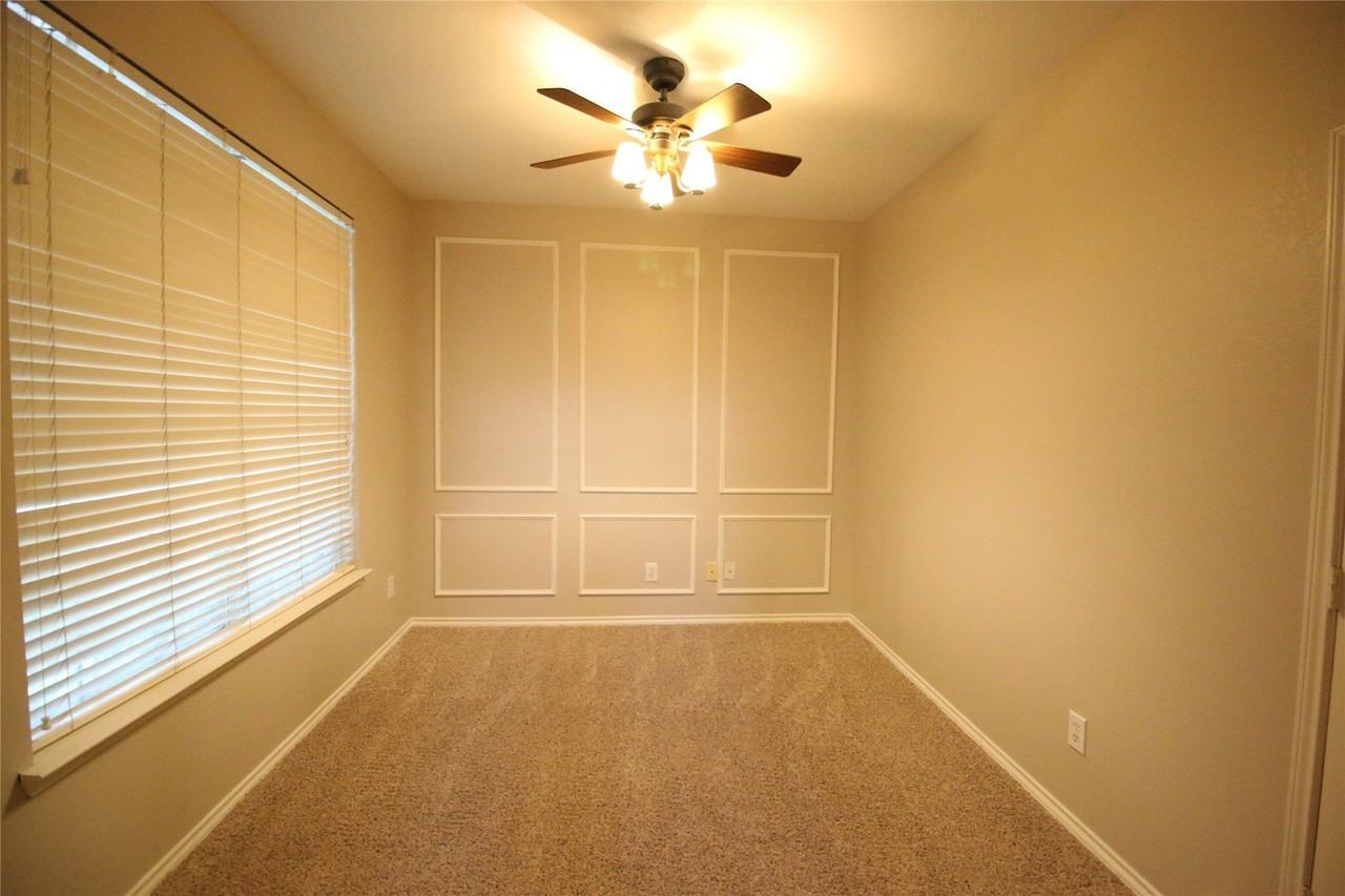 1510 Drexel Ct - Photo 2 of 19