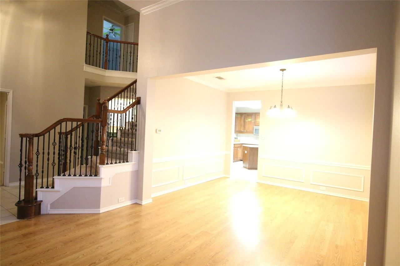 1510 Drexel Ct - Photo 5 of 19
