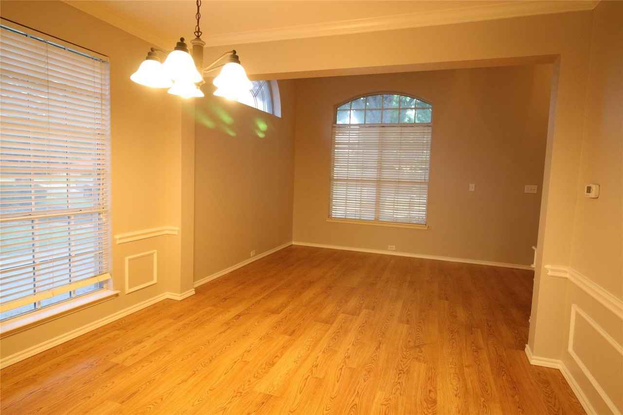 1510 Drexel Ct - Photo 6 of 19