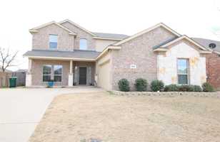 featured image of 2101 Hickory Trl