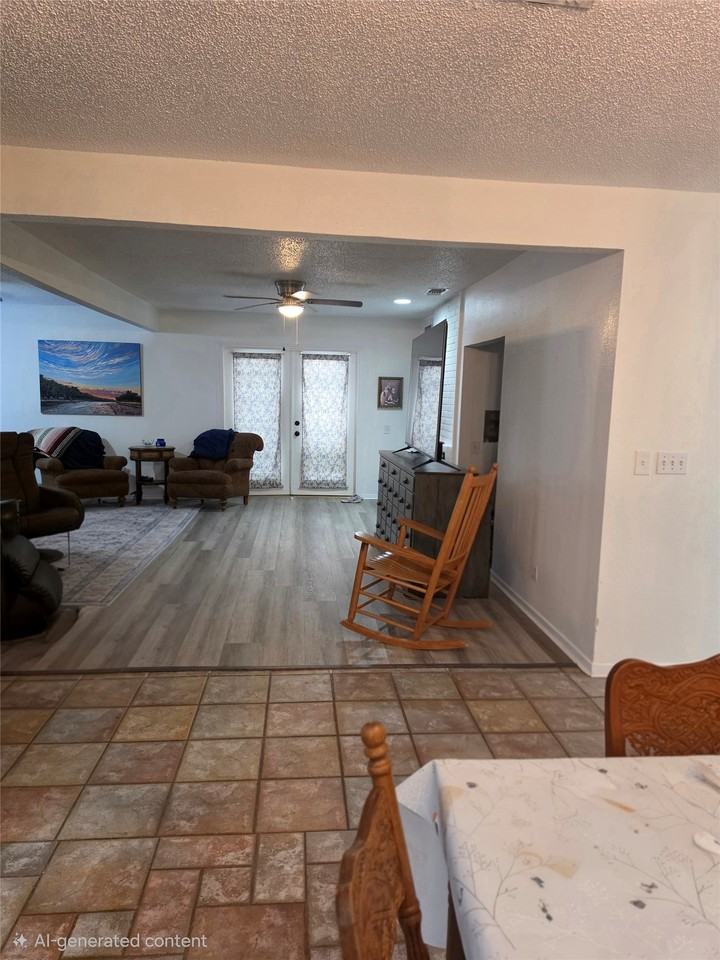 4537 Altamesa Blvd - Photo 7 of 39