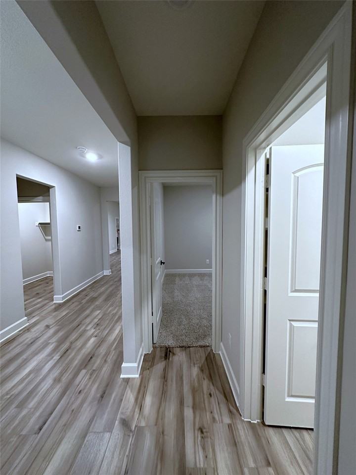 2024 Brentwood Dr - Photo 7 of 40