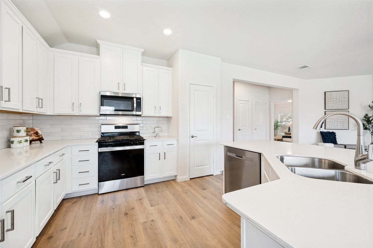 2906 Jasper Trl - Photo 5 of 14