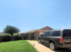 3411 Stonewall Ln - Photo 1 of 1