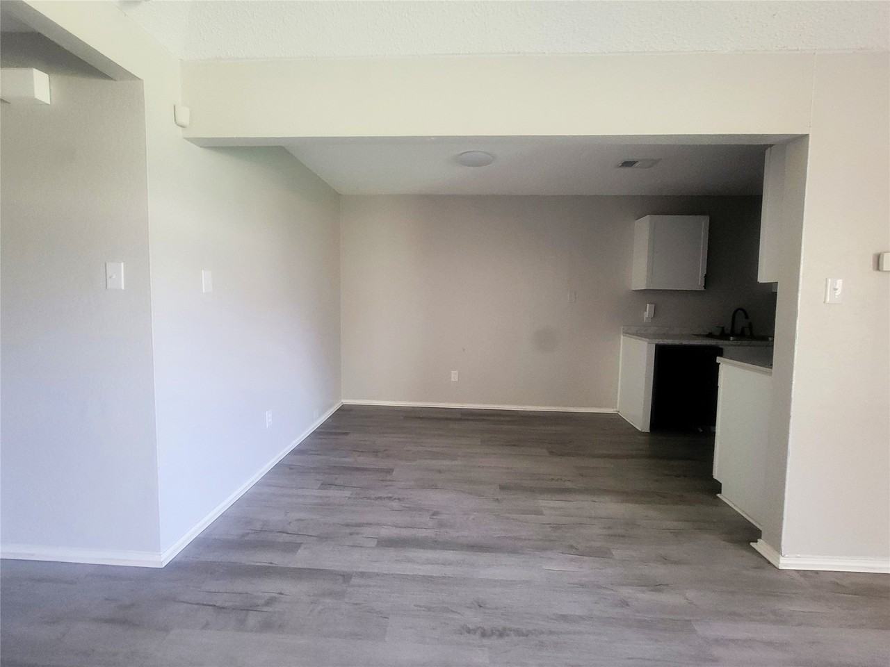 3411 Stonewall Ln - Photo 5 of 16