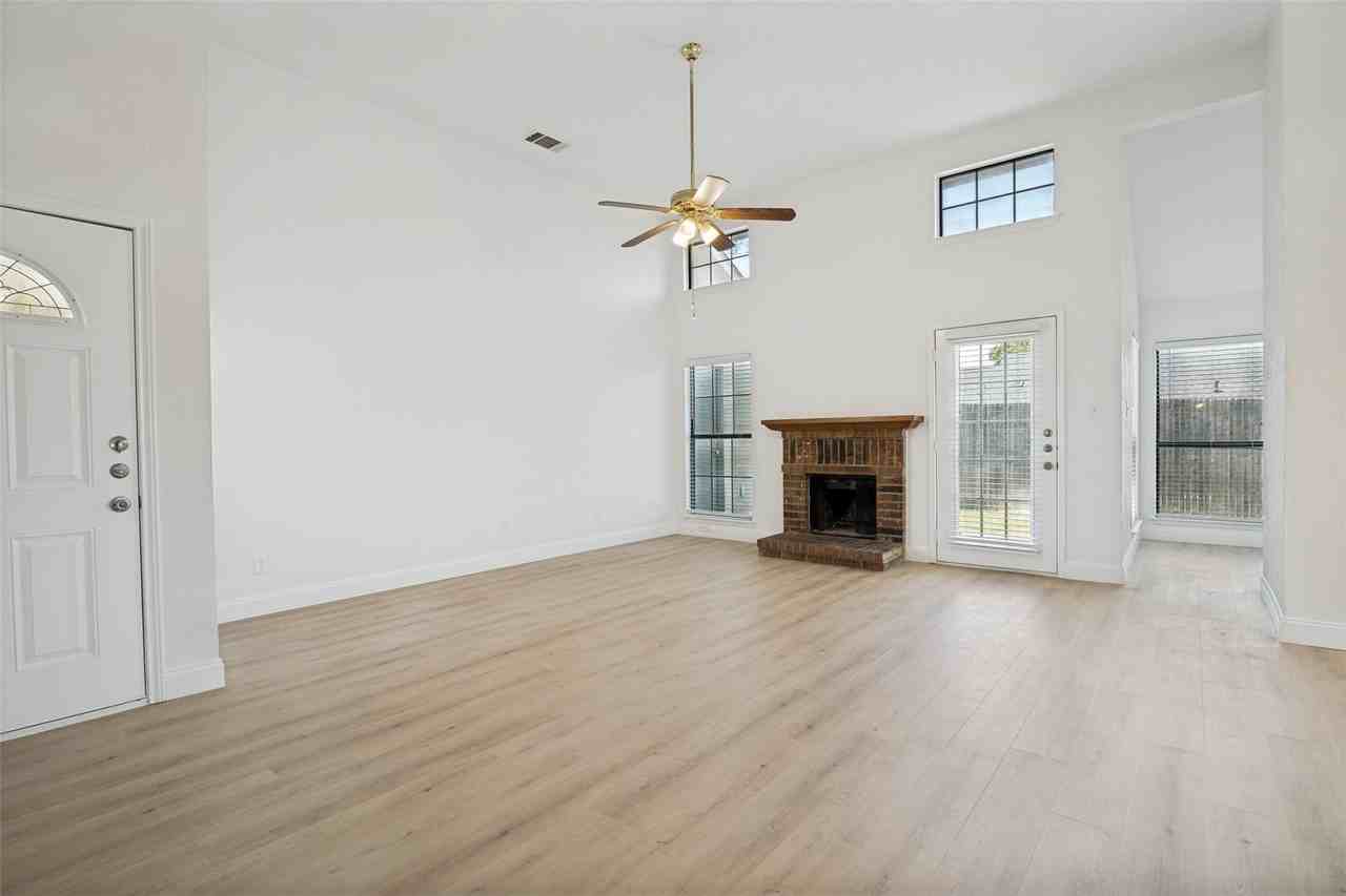 4605 Horizon Dr - Photo 2 of 19