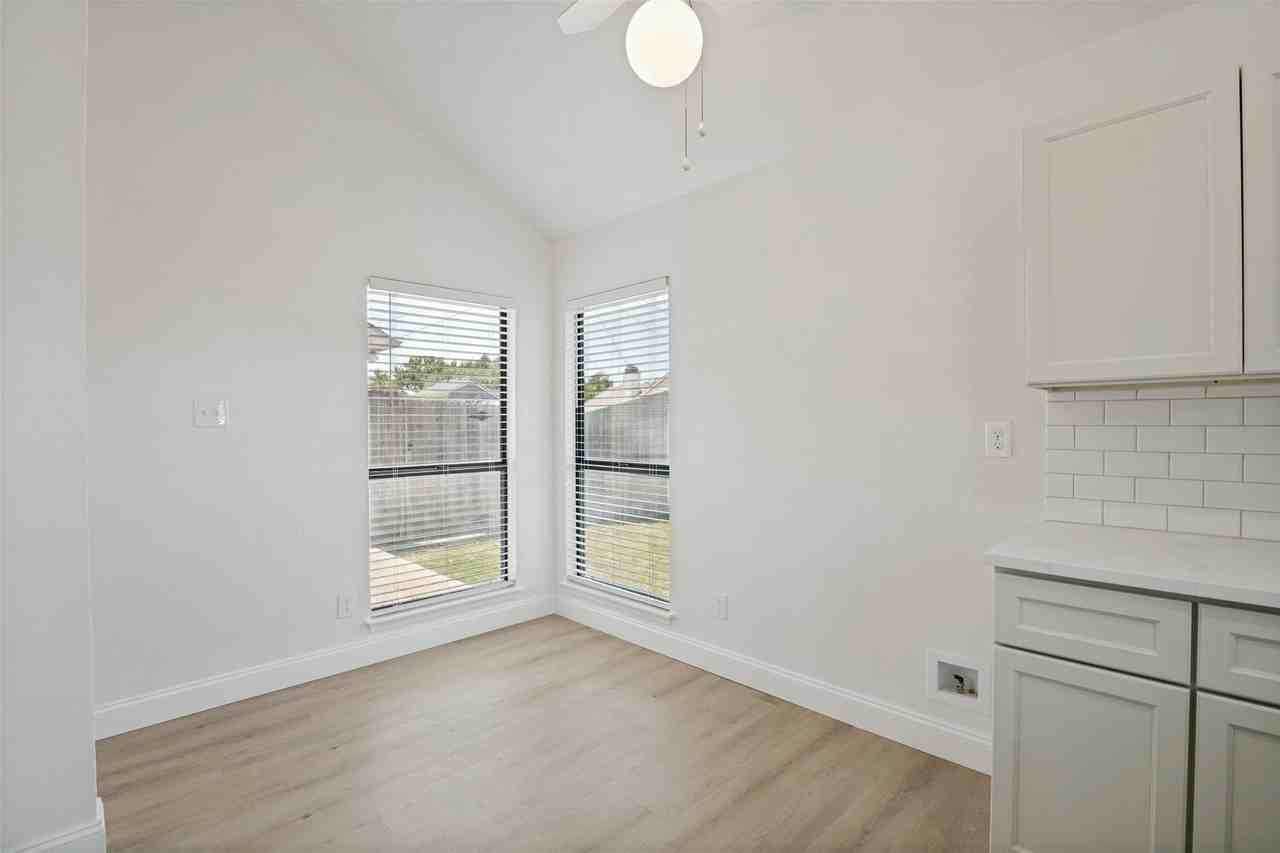 4605 Horizon Dr - Photo 6 of 19