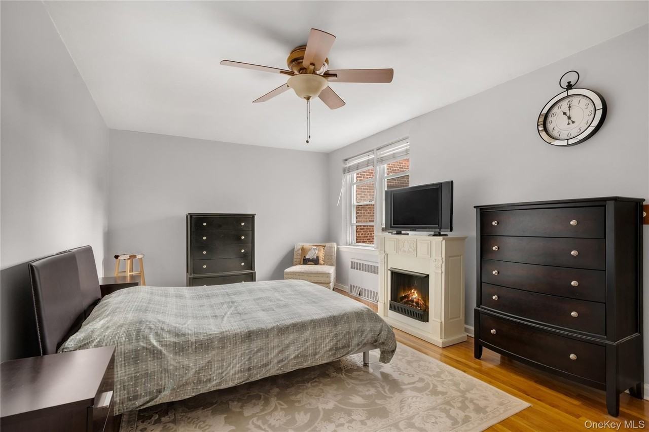10255 67th Dr #6F - Photo 4 of 9