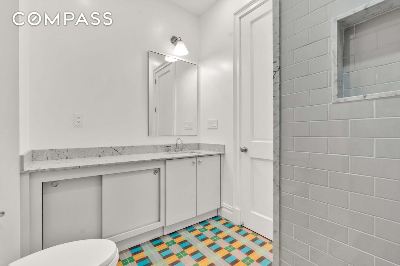 16 Suydam St #1 - Photo 6 of 10