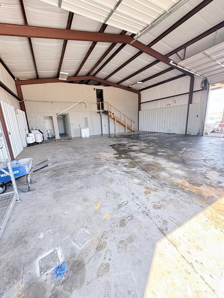 2208 Stoner Rd - Photo 5 of 10