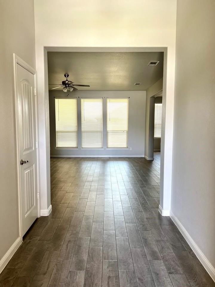 605 Dupont Ct - Photo 2 of 22