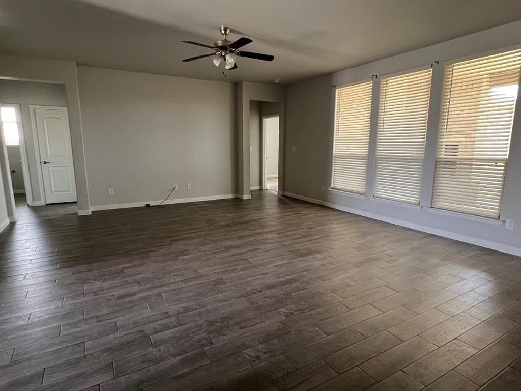605 Dupont Ct - Photo 4 of 22