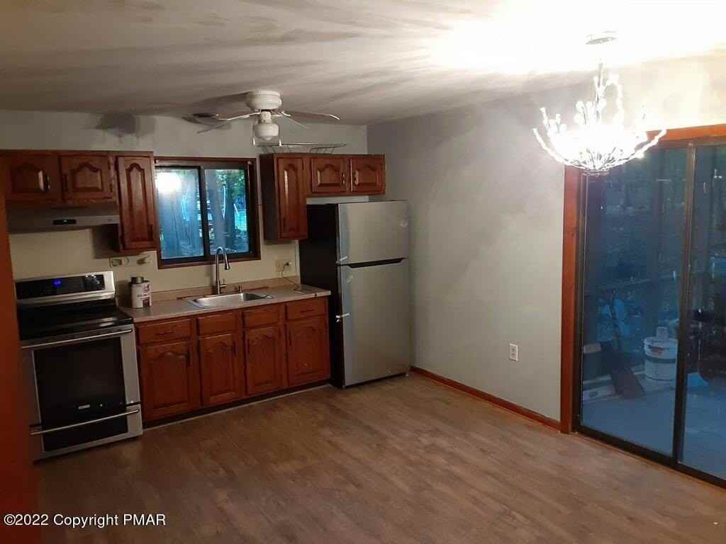 11 Hilltop Cir - Photo 5 of 18