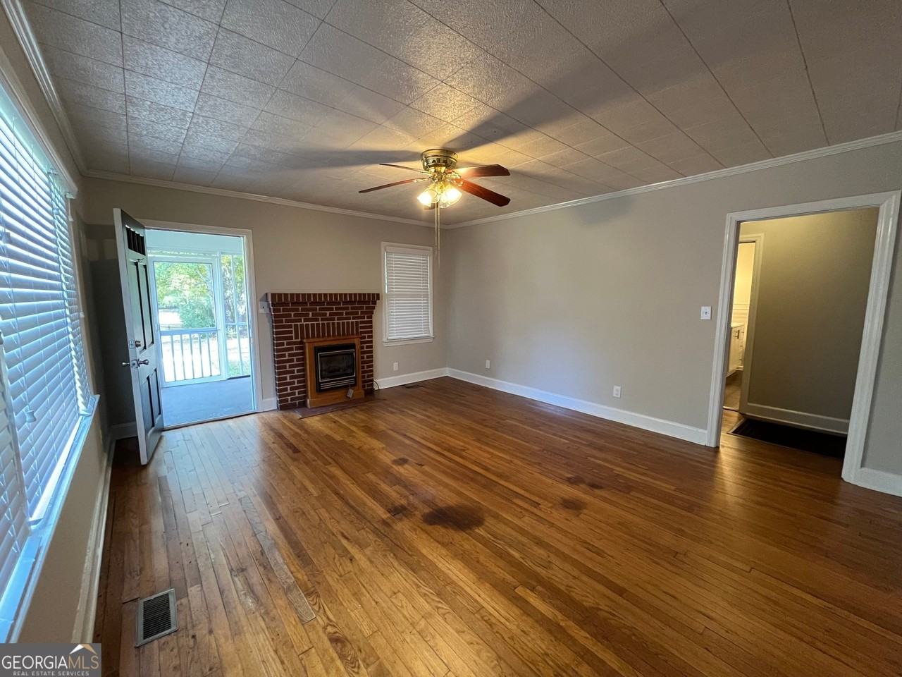 1473 Highway 16 E - Photo 4 of 23