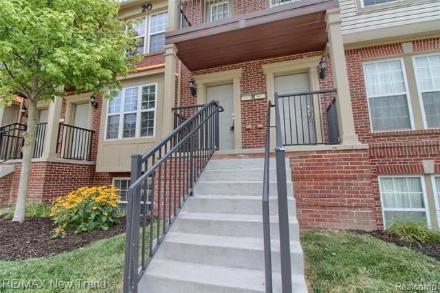28021 Hopkins Dr - Photo 4 of 25