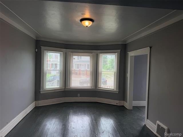 4622 Vancouver St - Photo 3 of 9