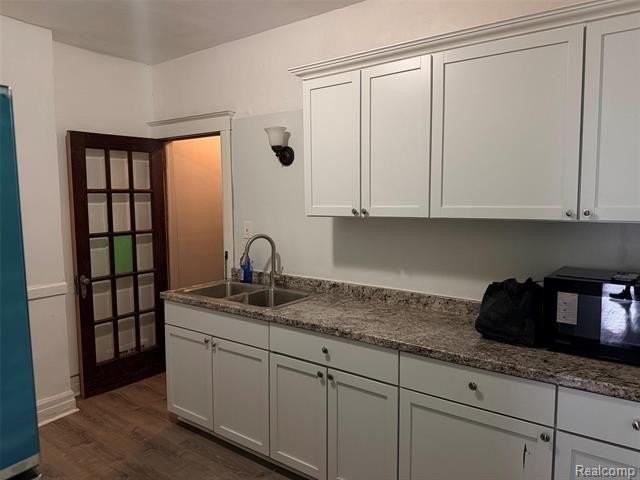 4622 Vancouver St - Photo 6 of 9