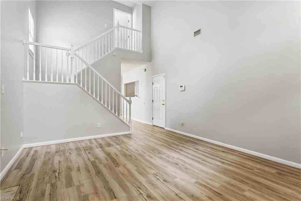 108 Nathan Pl - Photo 4 of 27