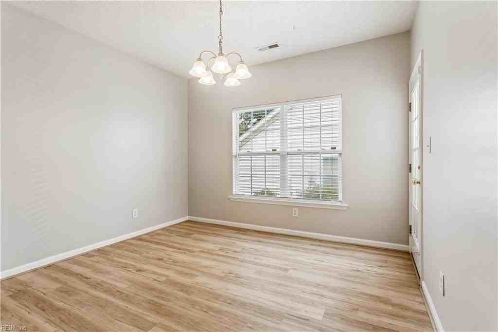 108 Nathan Pl - Photo 7 of 27