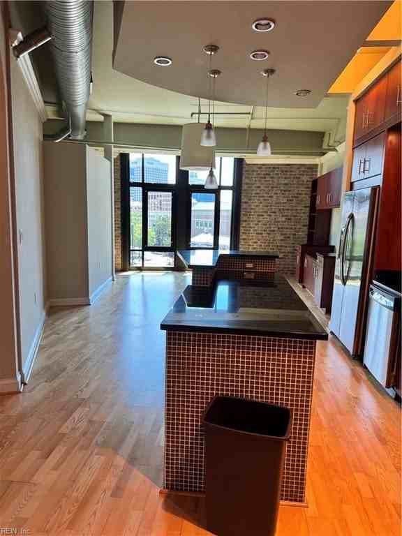 415 Saint Pauls Blvd #406 - Photo 5 of 11