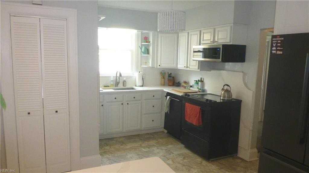 5224 Powhatan Ave - Photo 6 of 31
