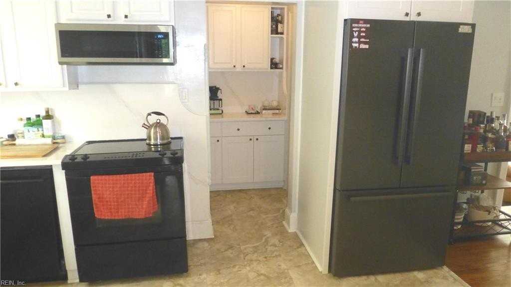5224 Powhatan Ave - Photo 7 of 31