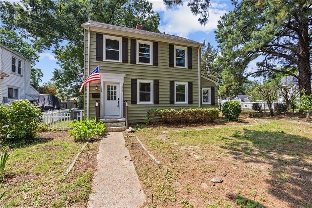 1619 Bain St - Photo 2 of 25