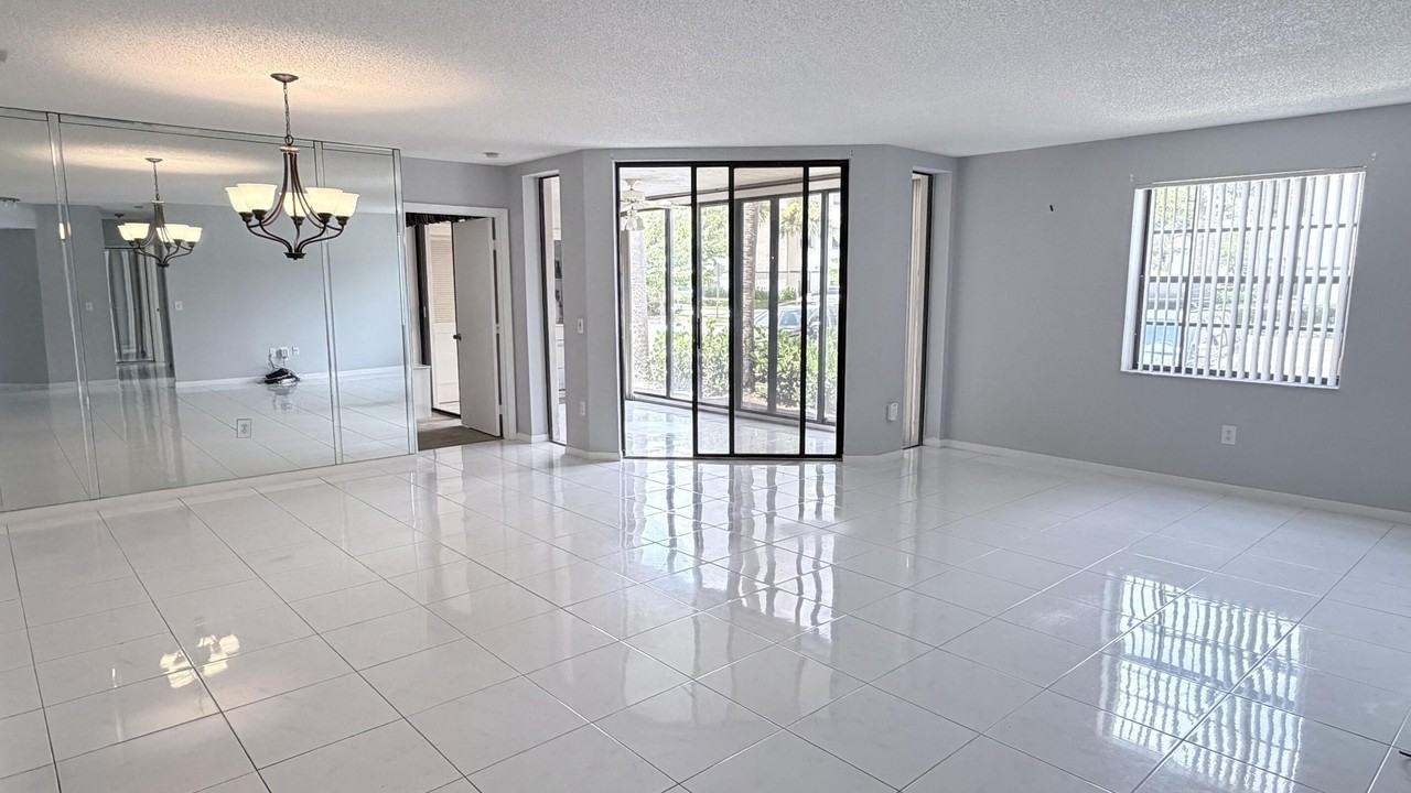 5136 Floria Dr #G - Photo 5 of 26