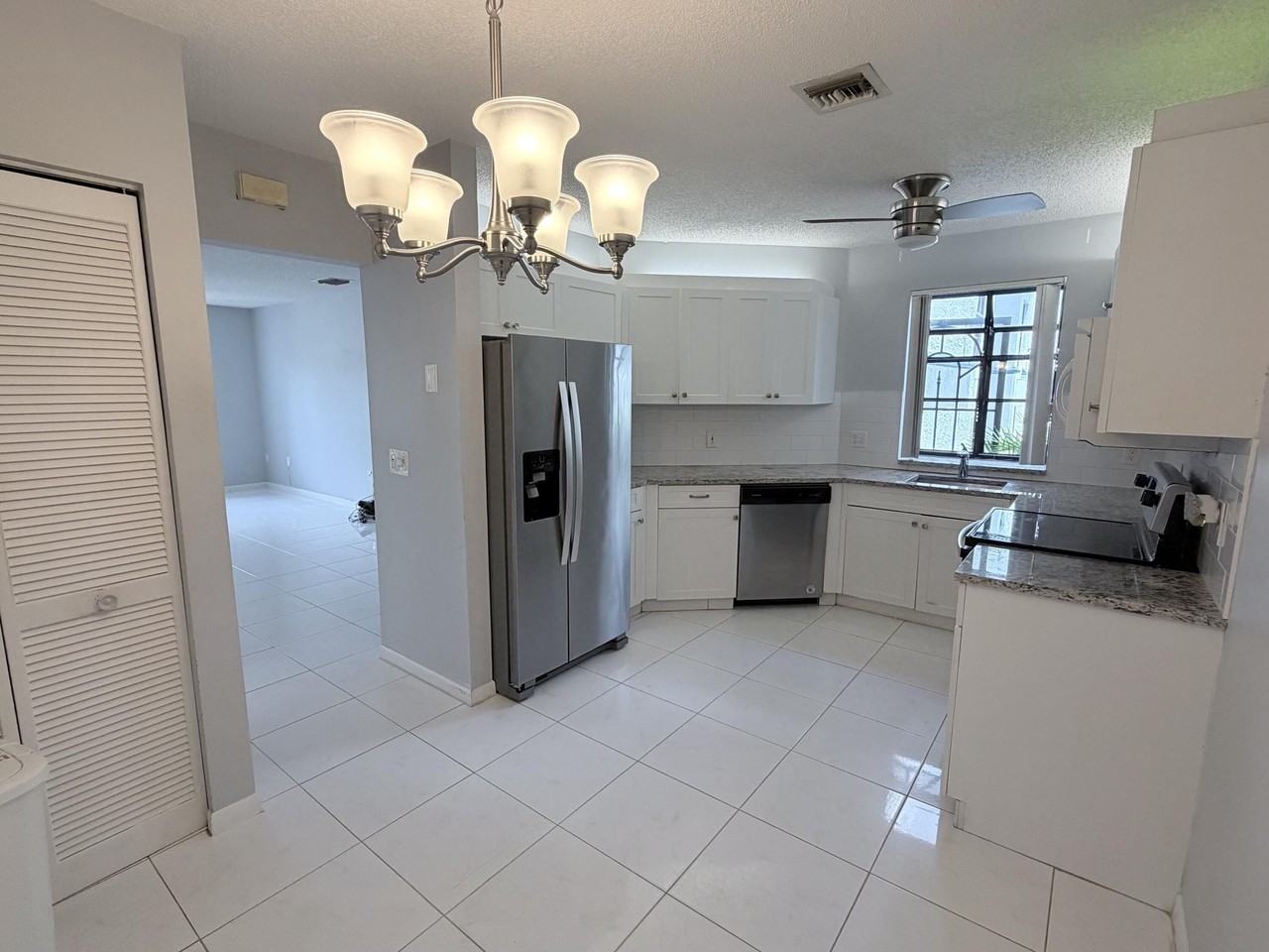 5136 Floria Dr #G - Photo 6 of 26
