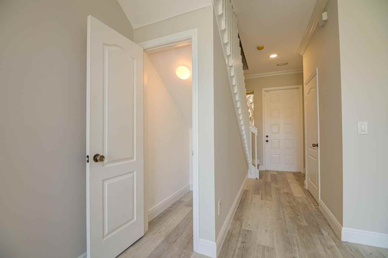 446 Rainbow Springs Ter - Photo 3 of 16