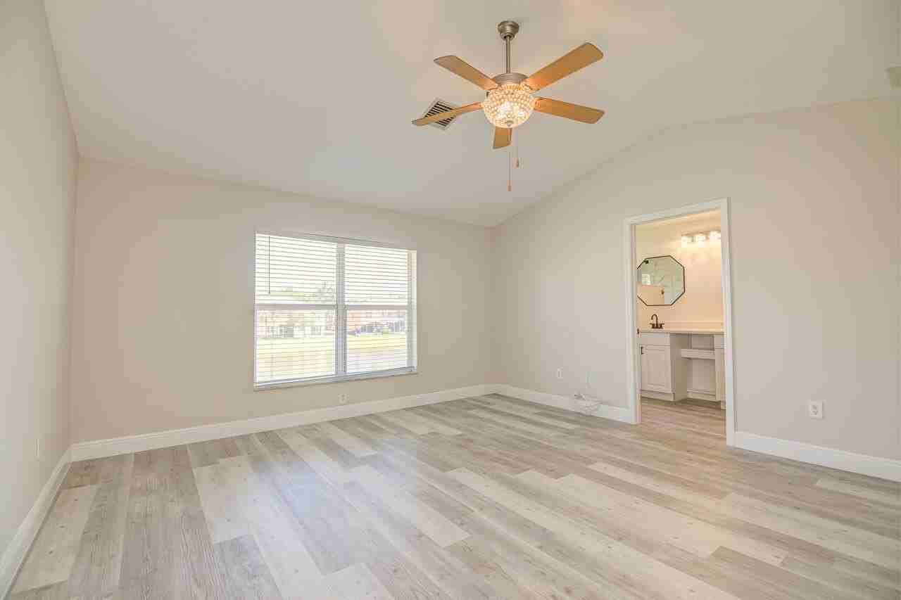 446 Rainbow Springs Ter - Photo 6 of 16