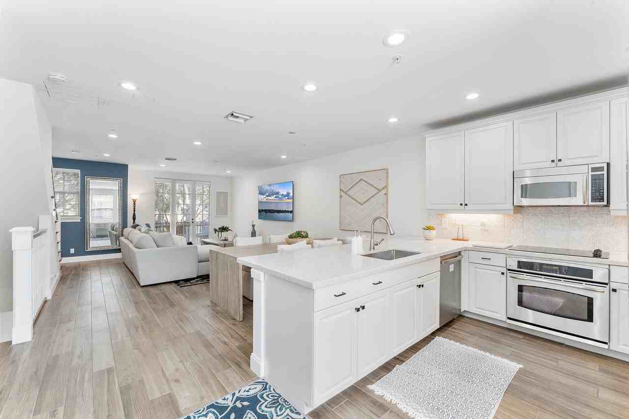 1035 W Heritage Club Cir - Photo 2 of 22