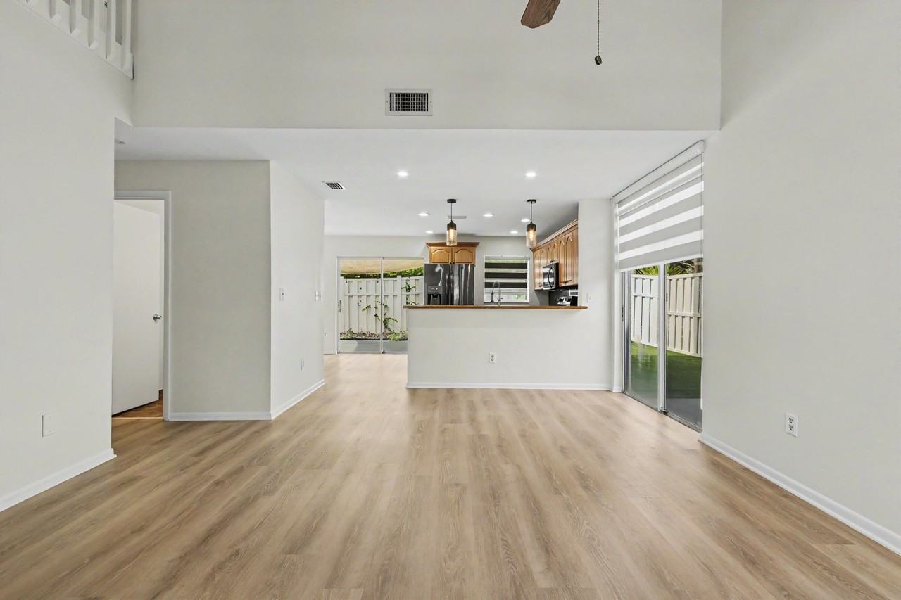 9825 Nw 2nd Ct - Photo 2 of 31