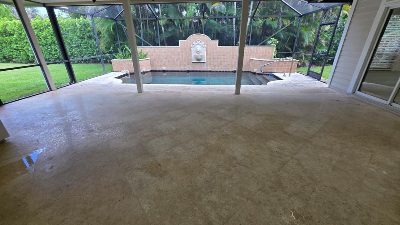 6118 Creekside Trl - Photo 4 of 21