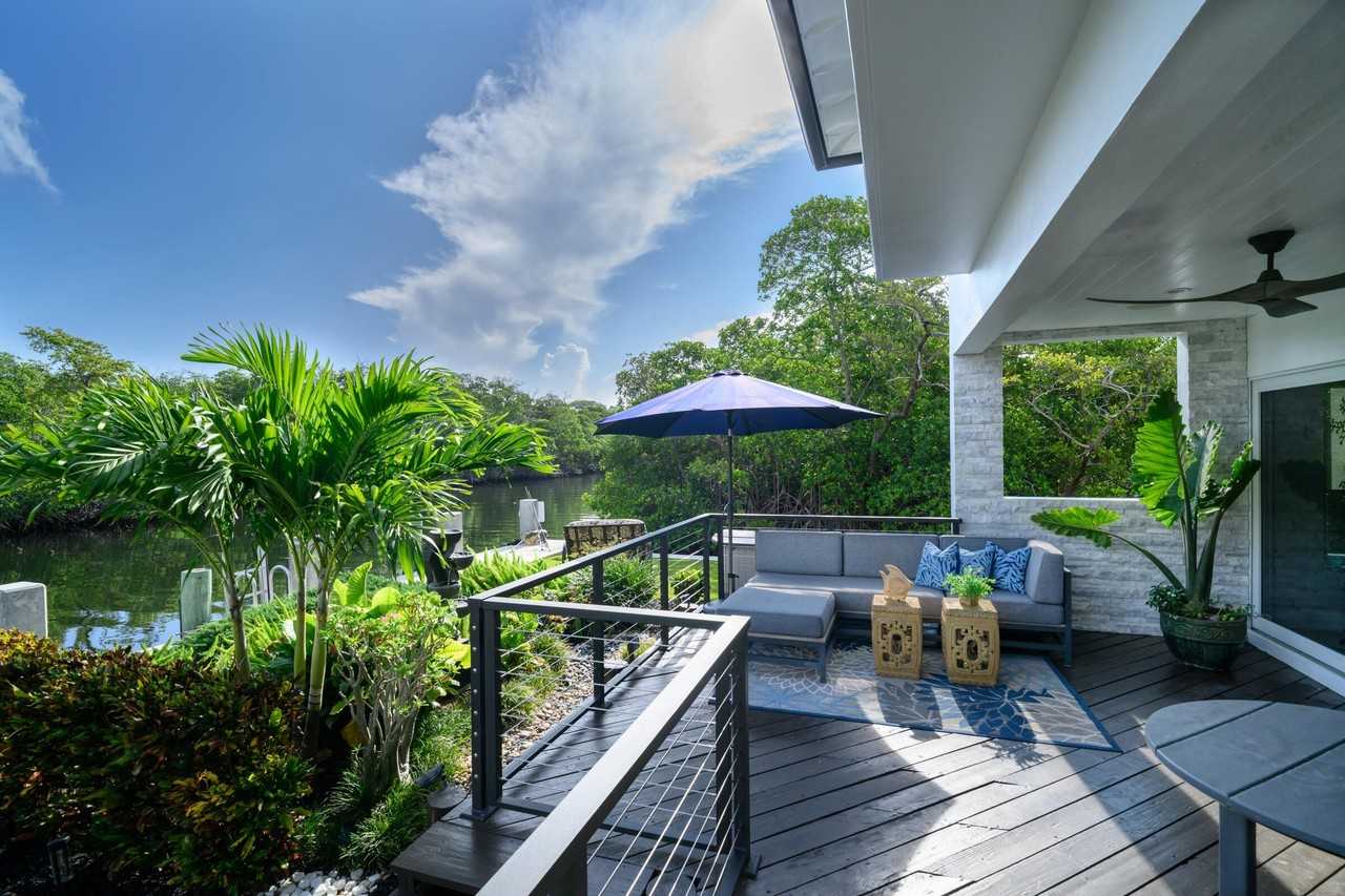 5246 Boca Marina Cir S - Photo 4 of 50