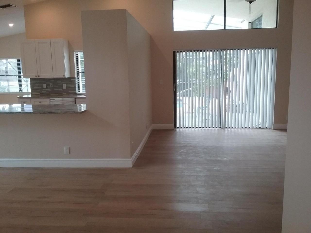 21071 Woodspring Ave - Photo 5 of 30
