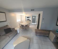 2261 Ne 171st St #4 - Photo 1 of 1