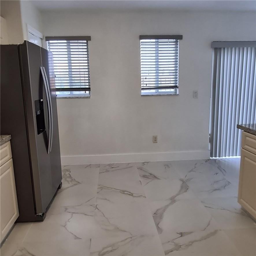 7301 Nw 173rd Dr #101 - Photo 5 of 6