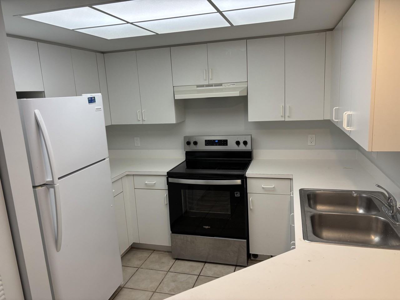 4163 N Haverhill Rd #1215 - Photo 5 of 23