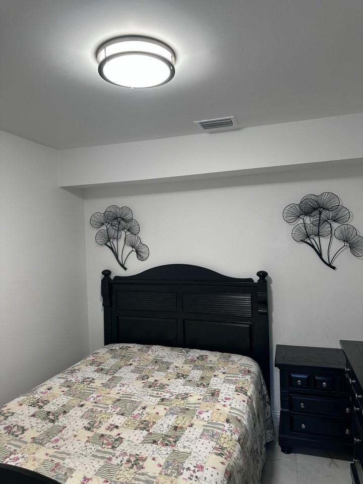 13127 83rd Ln N - Photo 5 of 15