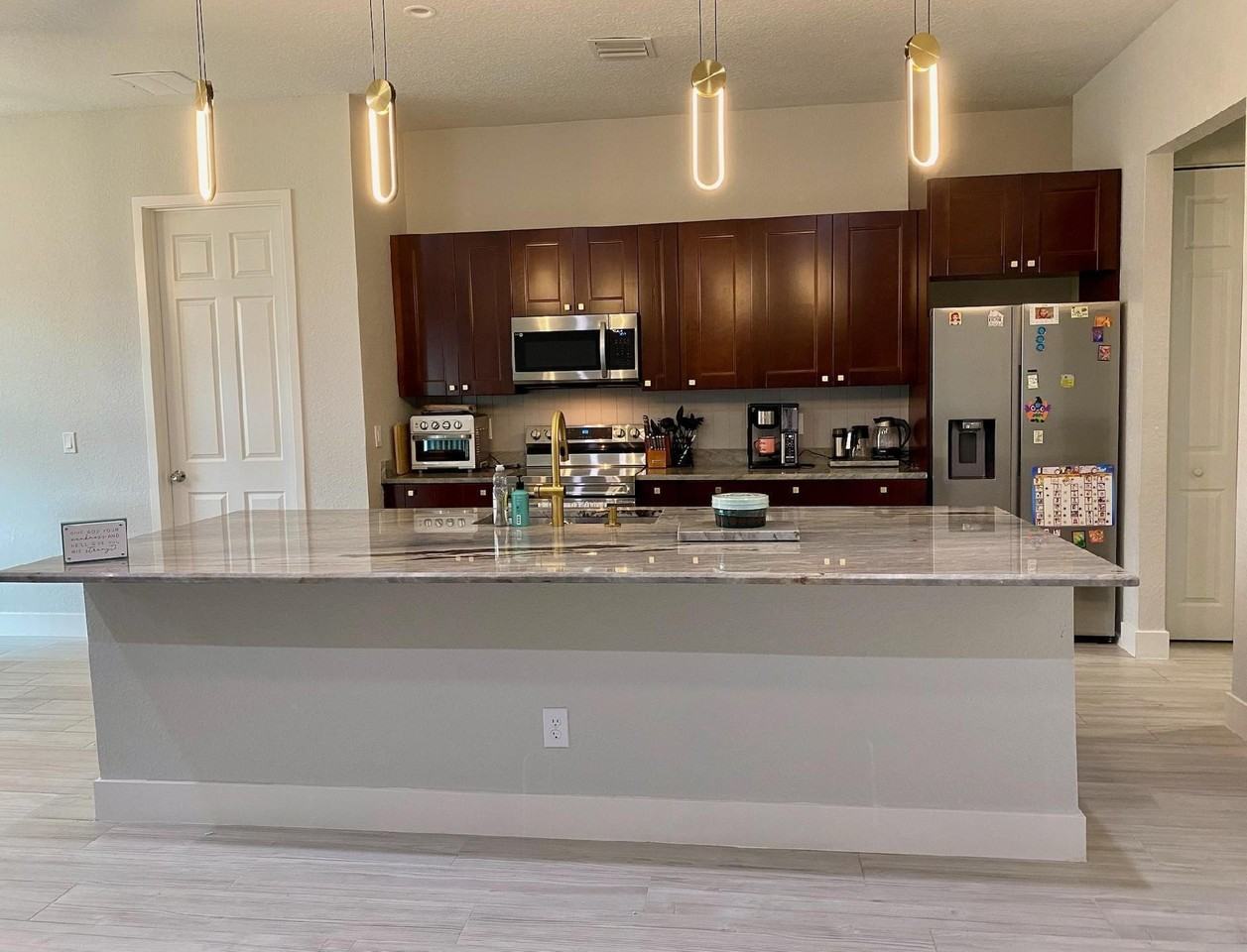 3310 Sw Savona Blvd - Photo 2 of 9