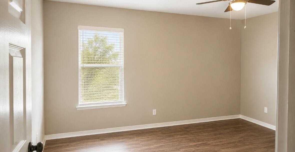 1218 Tres Rios Dr - Photo 4 of 10