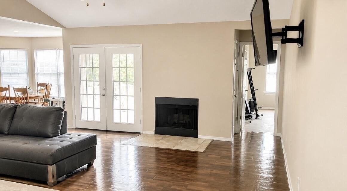 1218 Tres Rios Dr - Photo 5 of 10