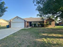 featured image of 2712 Woodland Dr