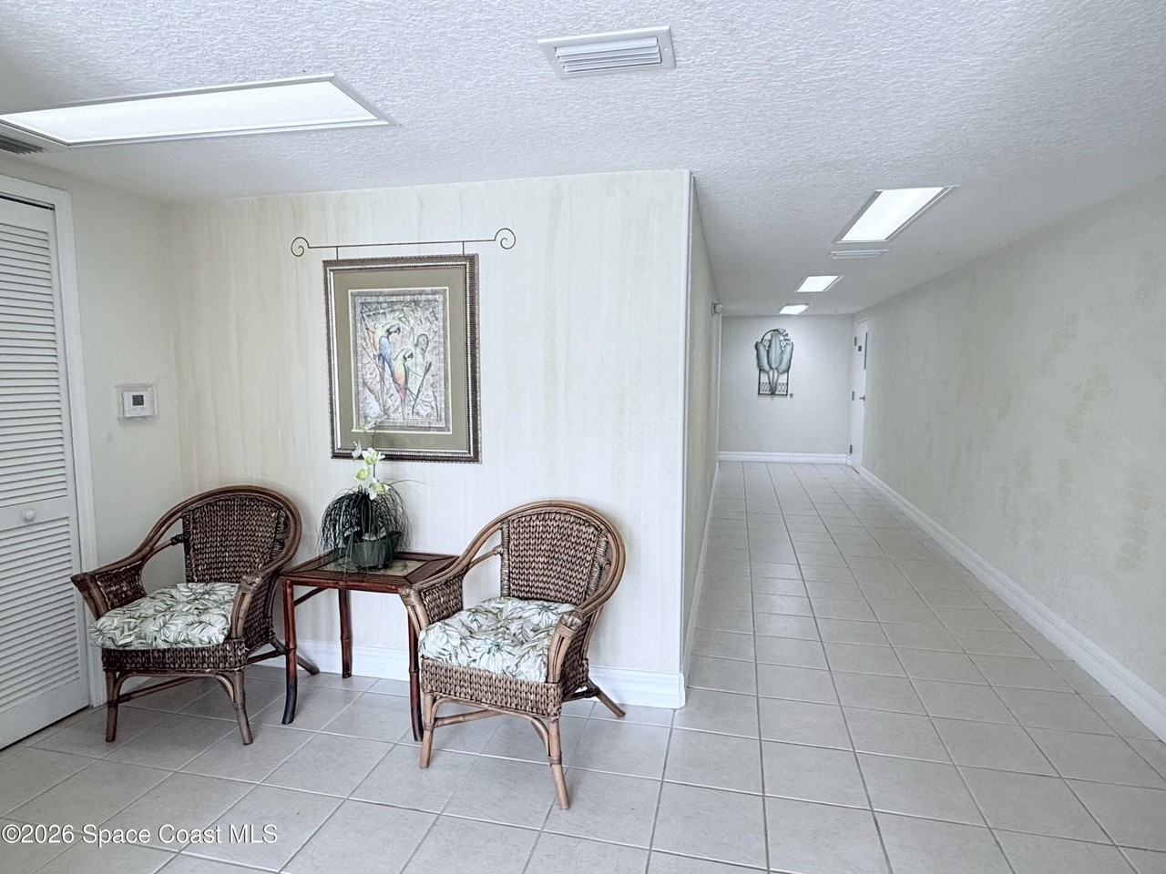 8903 Laguna Ln #204 - Photo 3 of 40