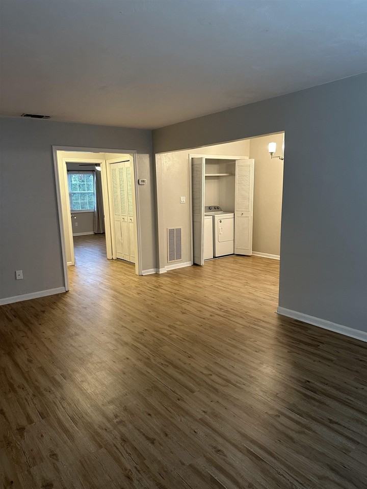 520 E Call St #4 - Photo 5 of 11