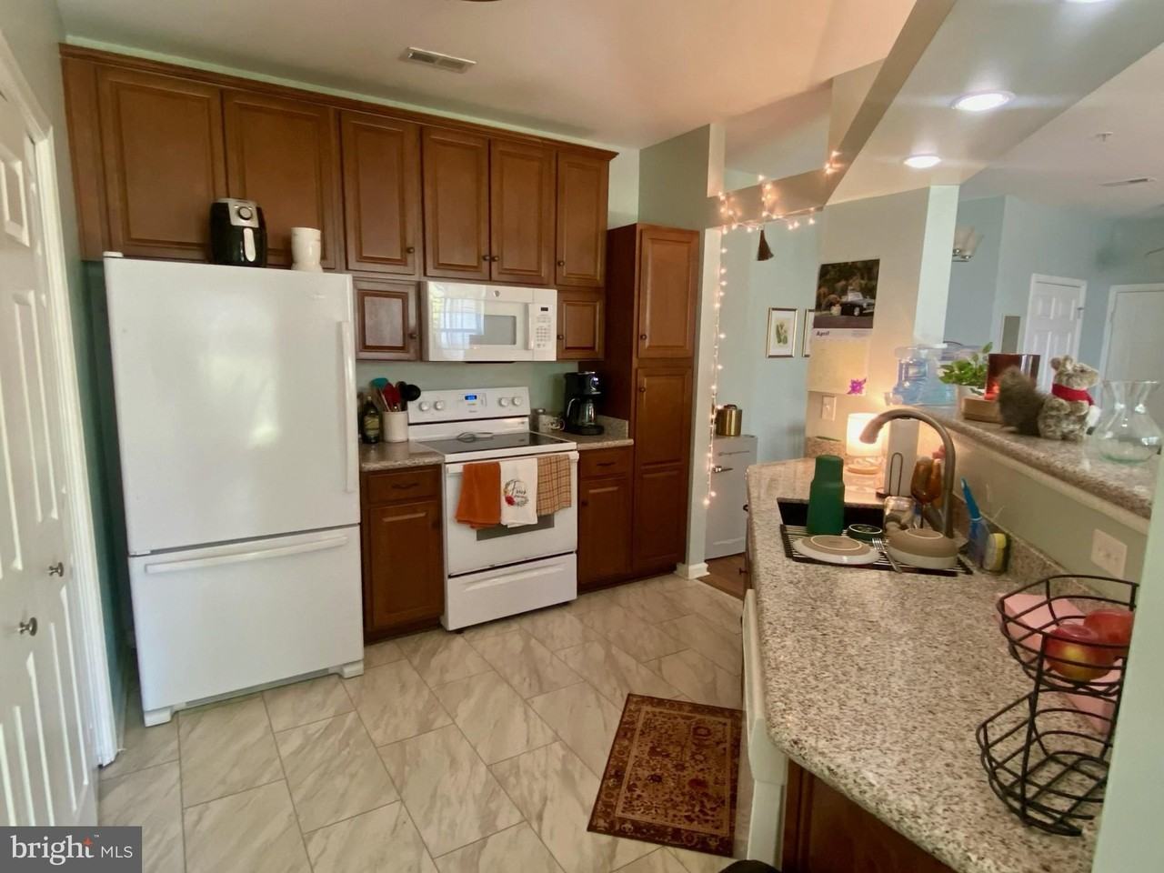 8206 Blue Heron Dr #1C - Photo 3 of 12