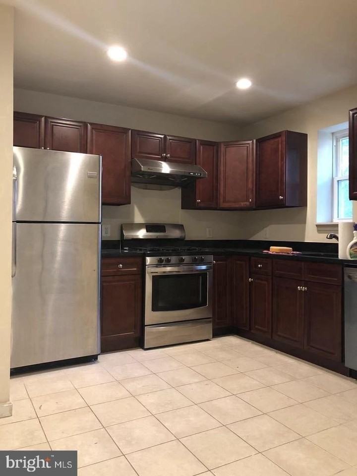 8314 Roanoke Ave - Photo 2 of 9