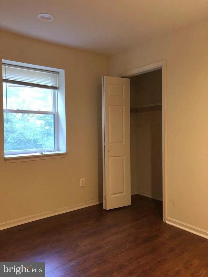 8314 Roanoke Ave - Photo 7 of 9