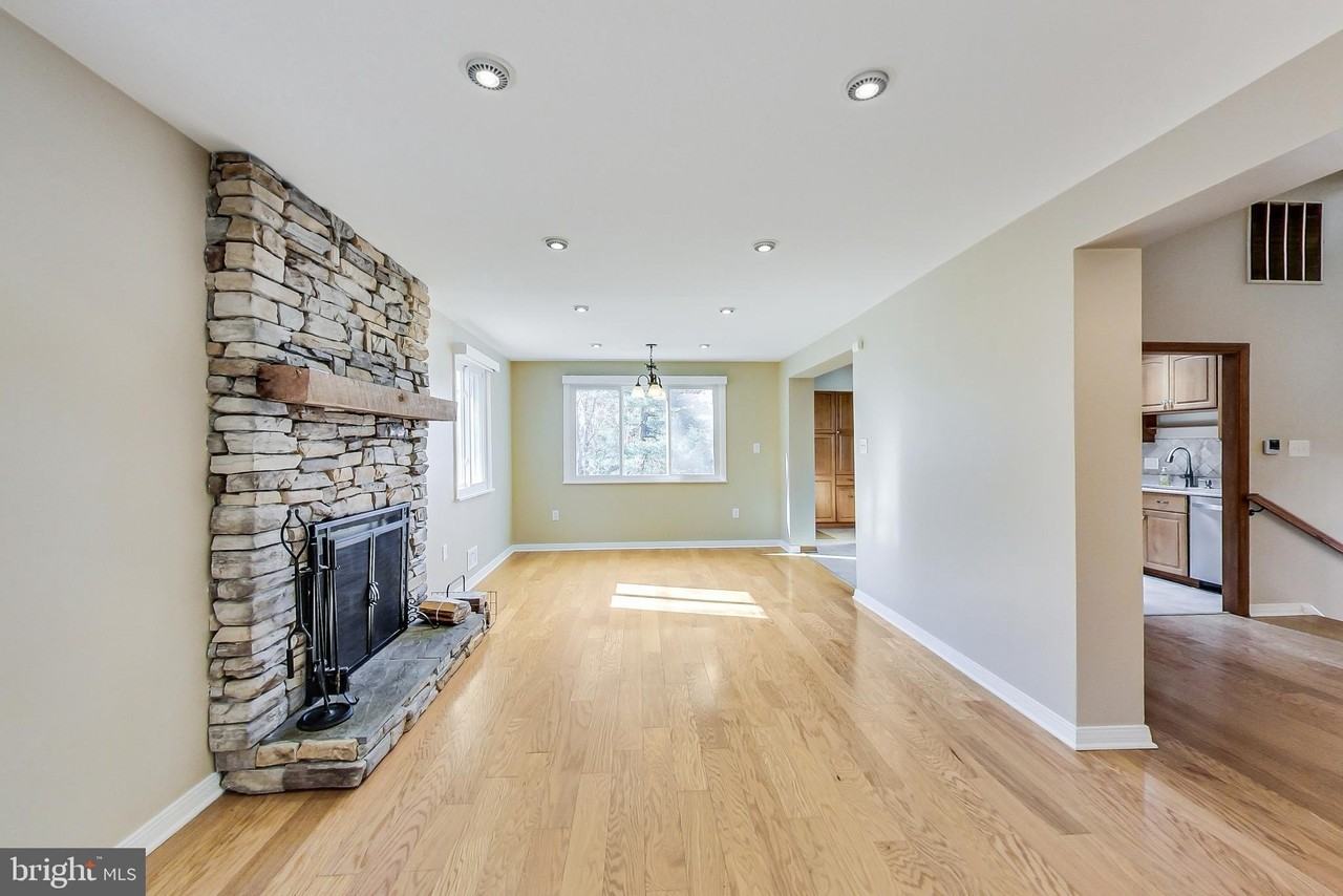 11407 Woodson Ave - Photo 5 of 15